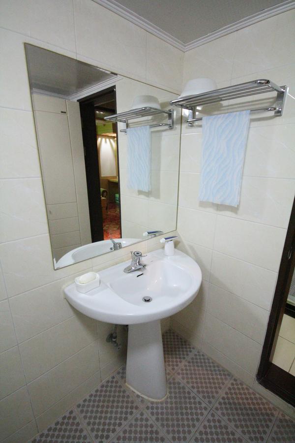 Alibaba Motel Busan Dış mekan fotoğraf