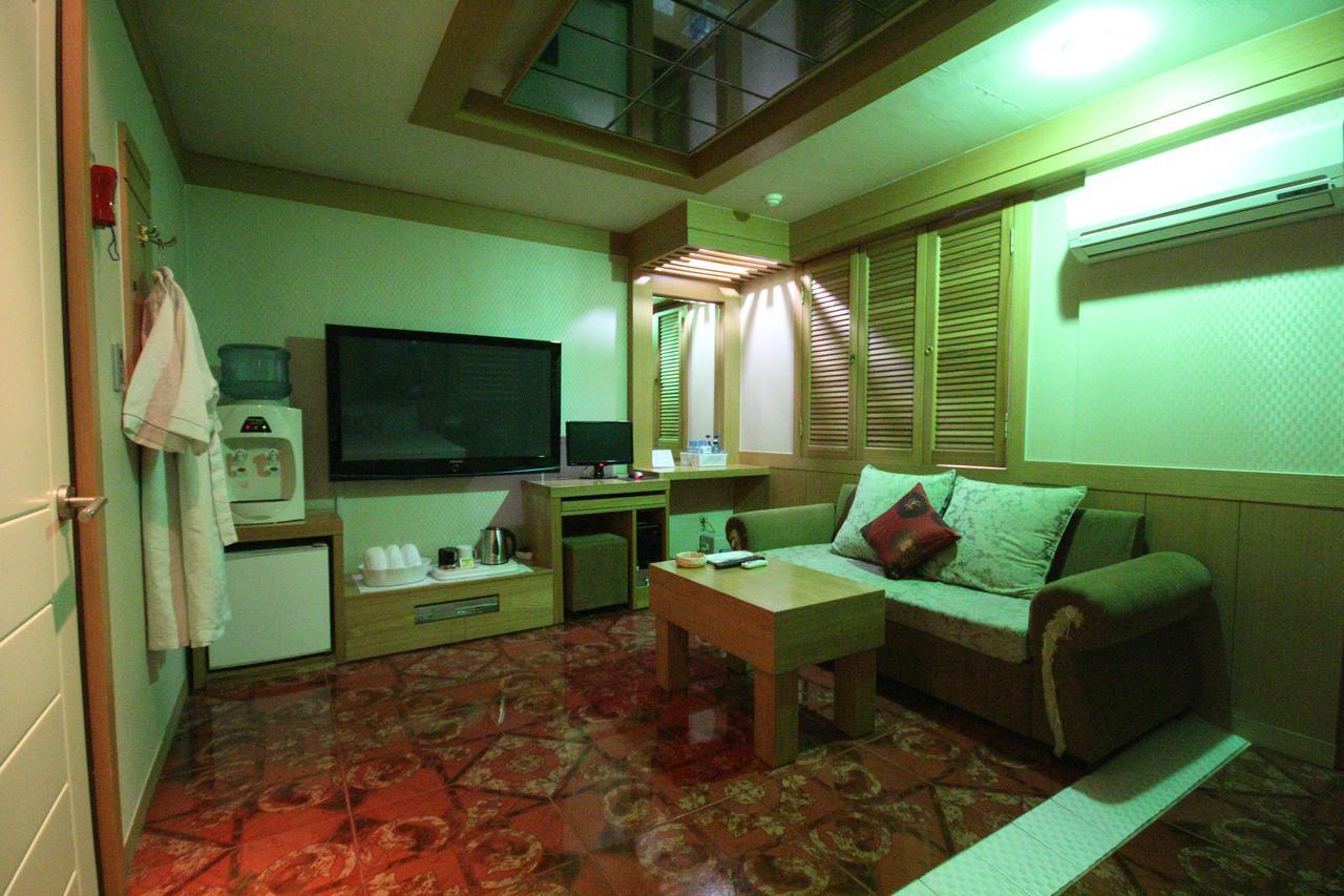 Alibaba Motel Busan Dış mekan fotoğraf